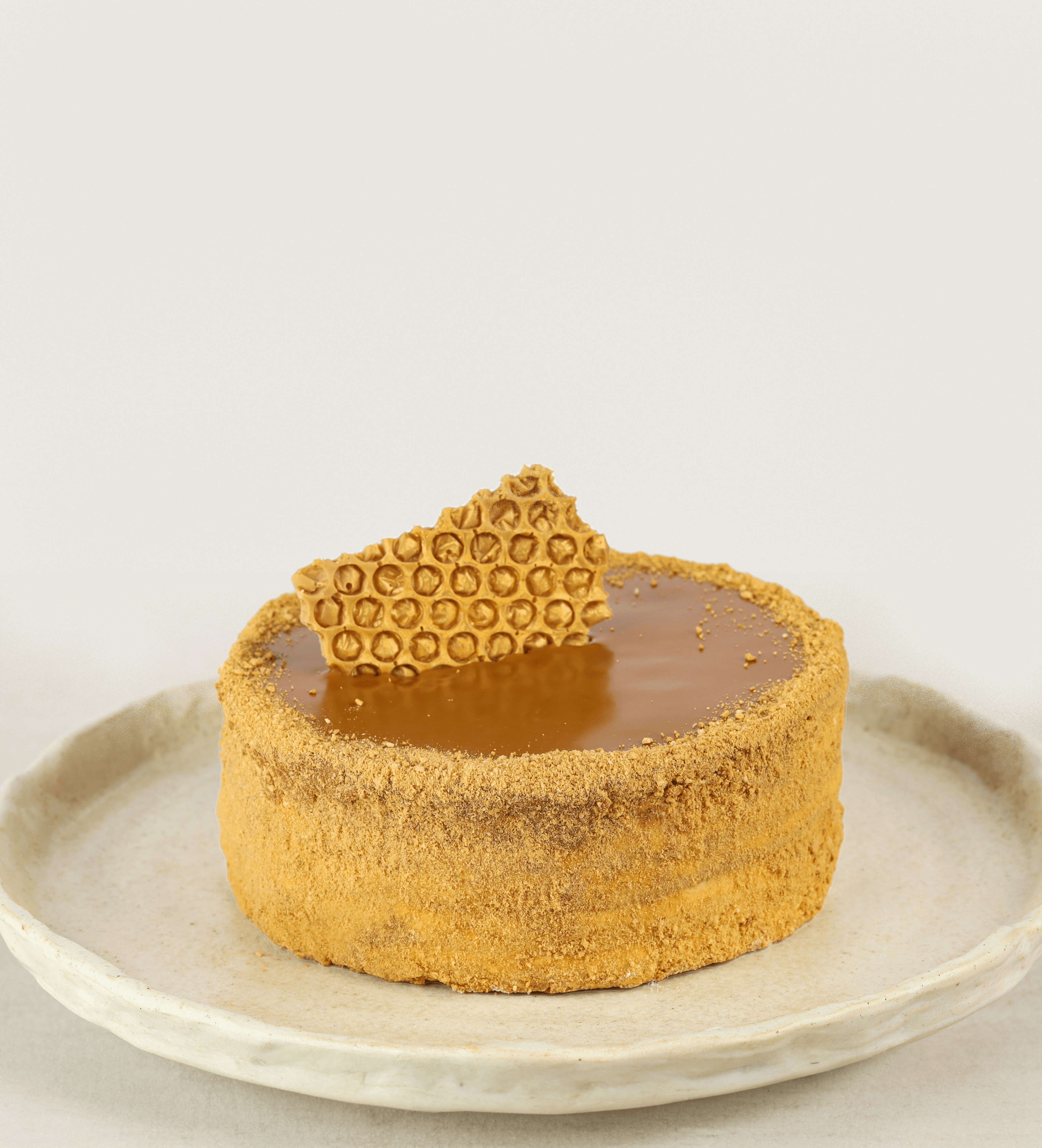 Tortas "Medutis" su Lotus sausainių kremu